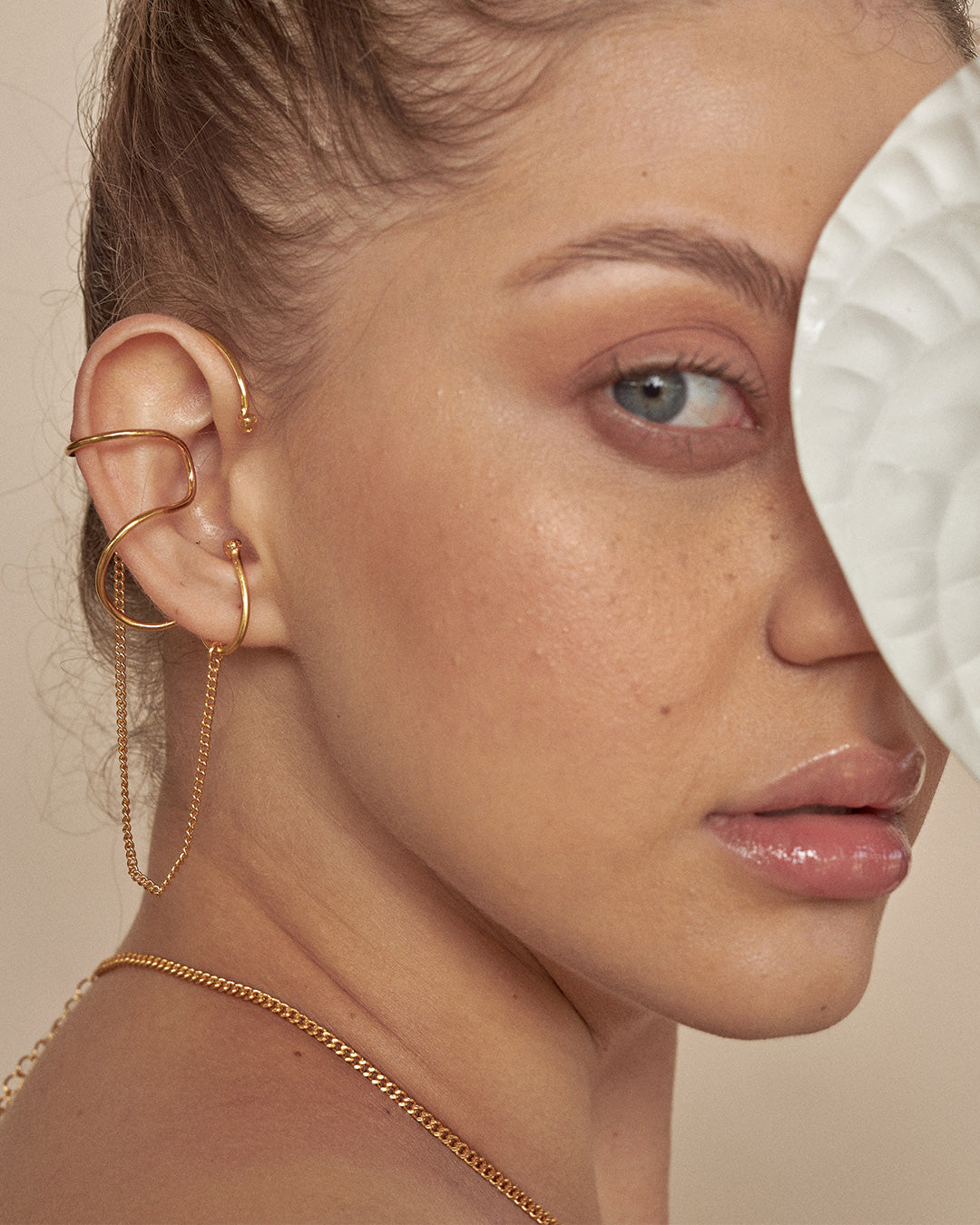 Looped Chain Earcuff